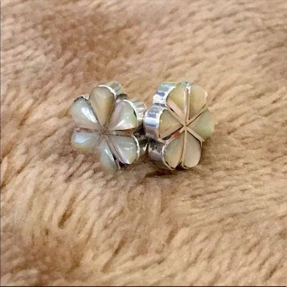 Sterling Silver Stud Bundle - Onyx Cabochon & Mother of Pearl Floral Inlay - Picture 2 of 11